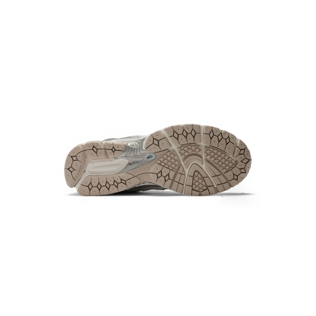 New Balance 1906R Silver Metallic