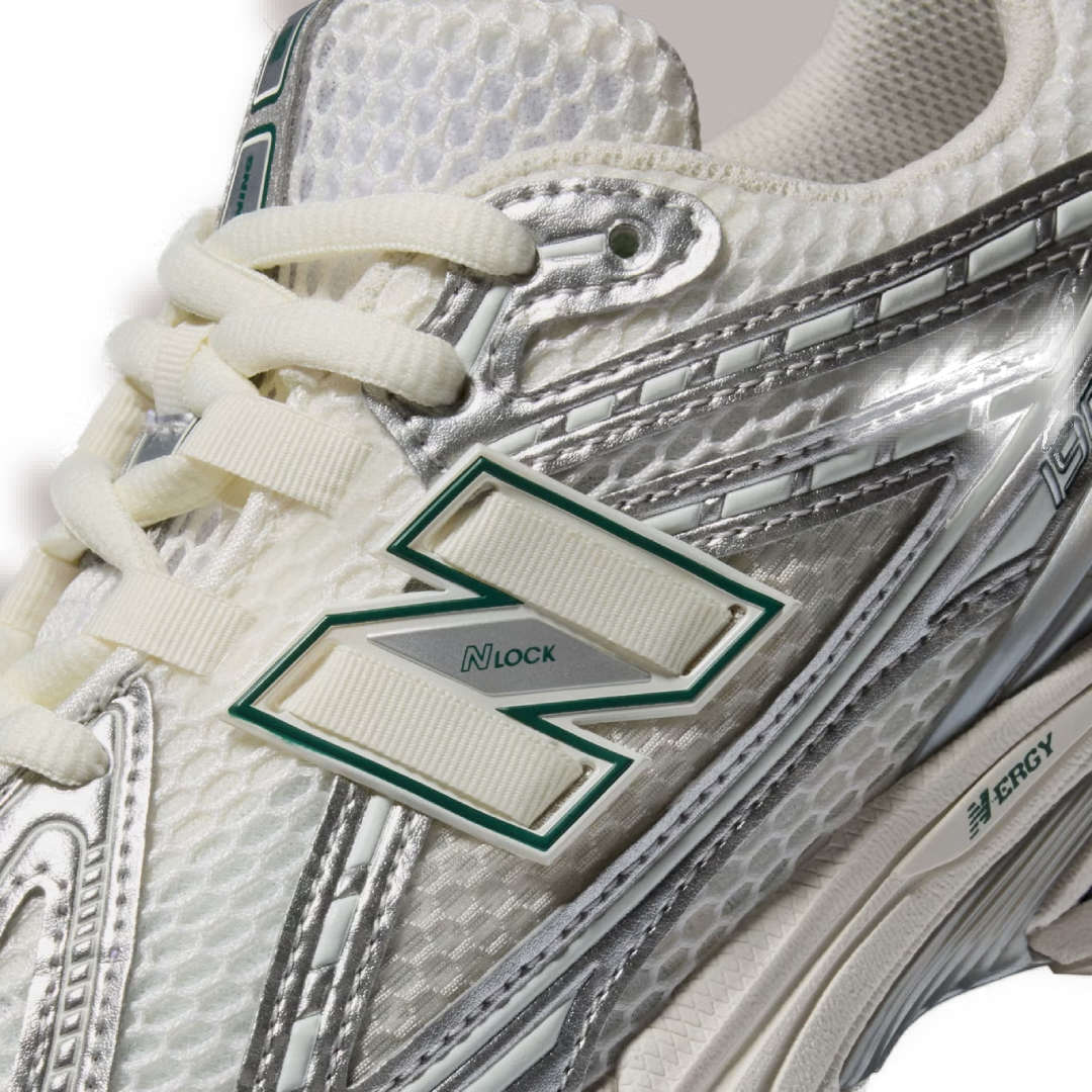 New Balance 1906R Silver Metallic